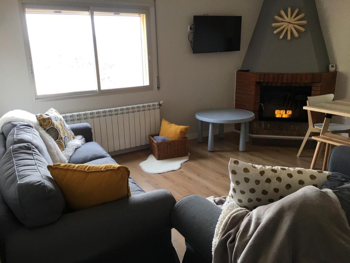 Apartaments La Pertusa 1R Piso Corca  Εξωτερικό φωτογραφία
